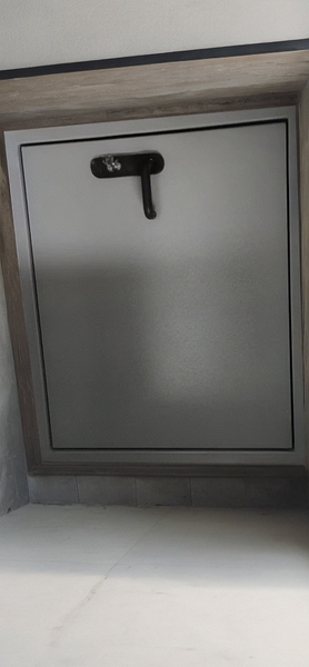 Огнестойкий люк