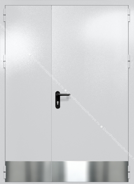 Полуторапольная глухая дверь ei-60 с отбойниками и ручками «антипаника» (цвет светло-серый RAL 7047)